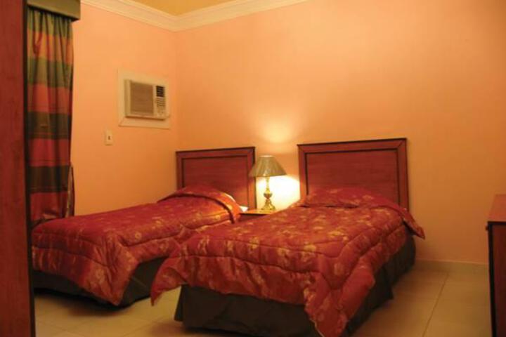 Room 4 of 5