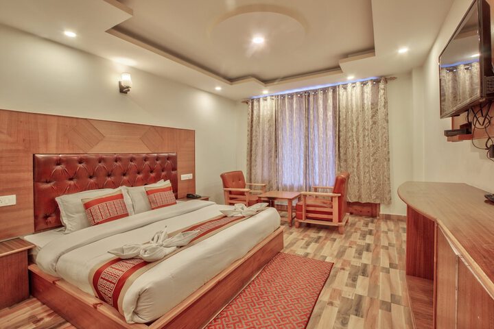 Room 9 of 23