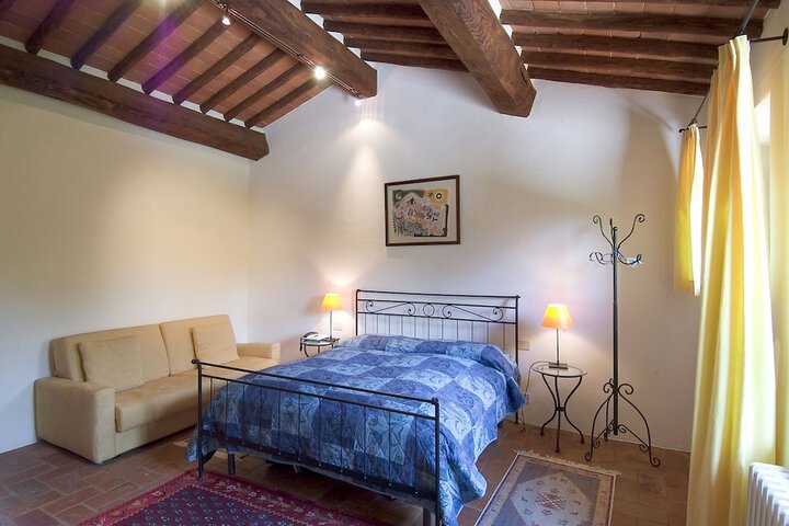 Room 14 of 68