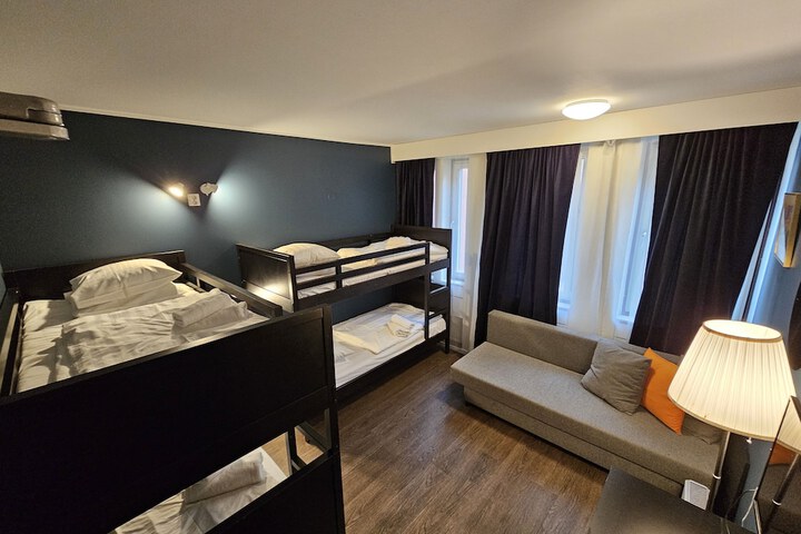 Room 18 of 51