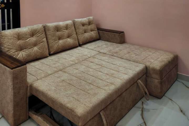 Room 2 of 14