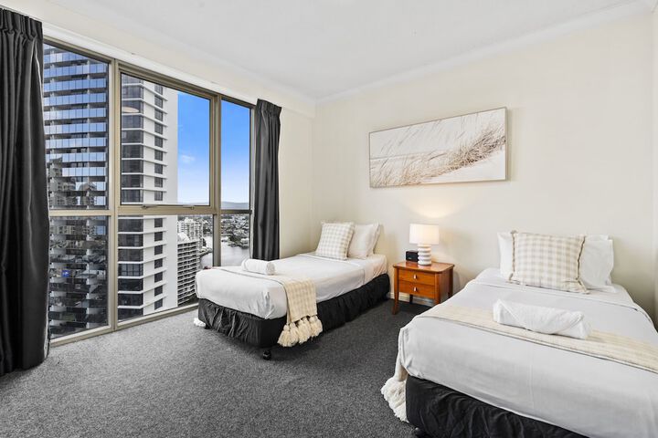Room 49 of 346
