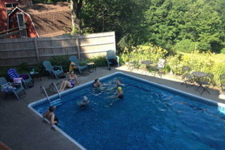 Pool 35 of 40
