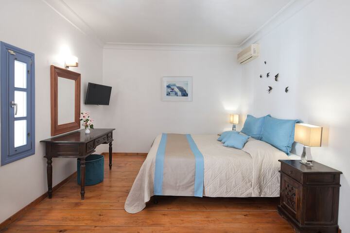 Room 8 of 21