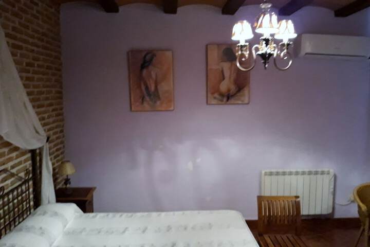 Room 9 of 52