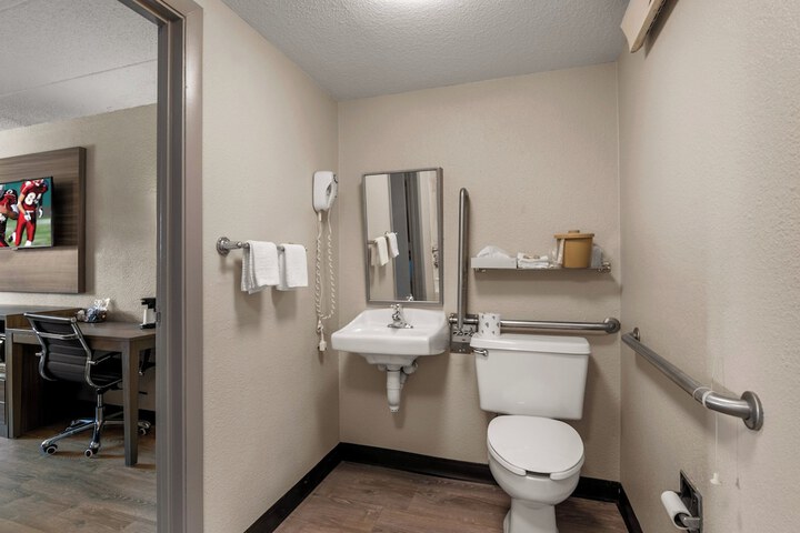Room 21 of 23