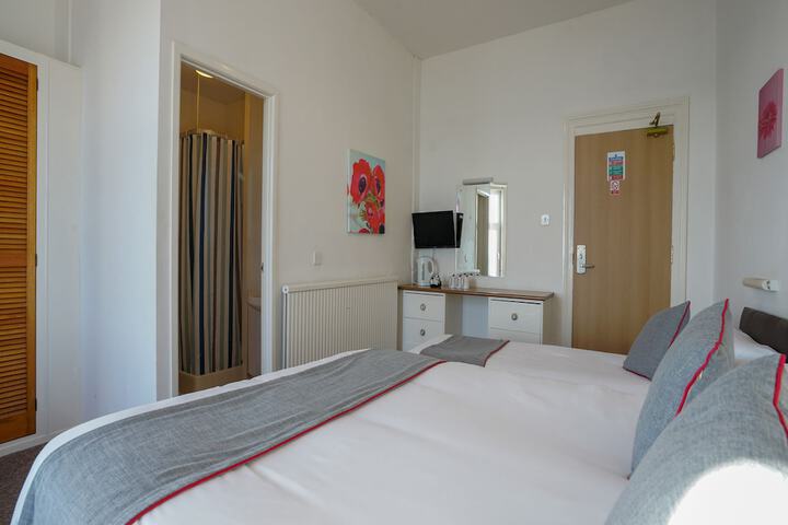 Room 73 of 111