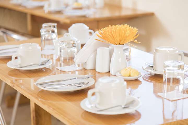 Breakfast/Coffee Service 151 of 176