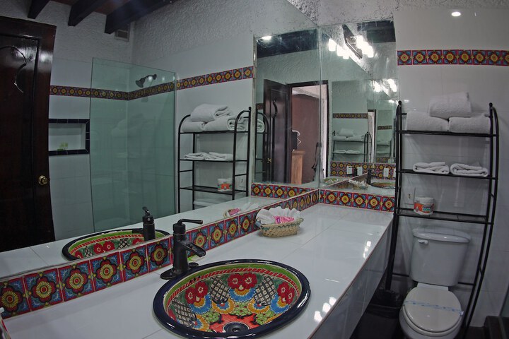 Gaviota Suite King Bed (22 of 27)