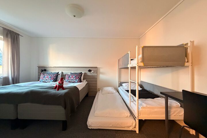 Room 13 of 29