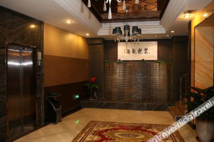 Hotel Interior 24 of 40