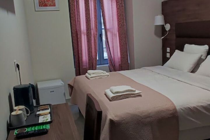 Room 22 of 68