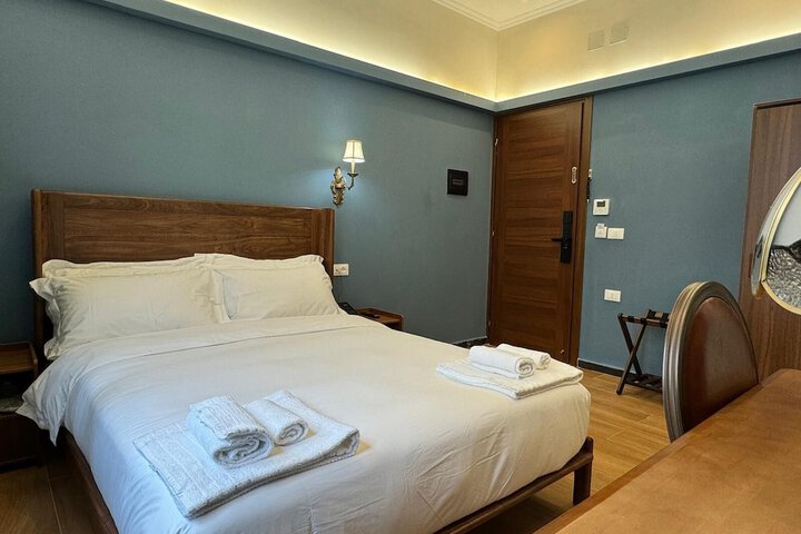Room 59 of 96