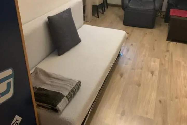 Room 3 of 10