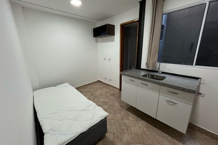 Room 52 of 87