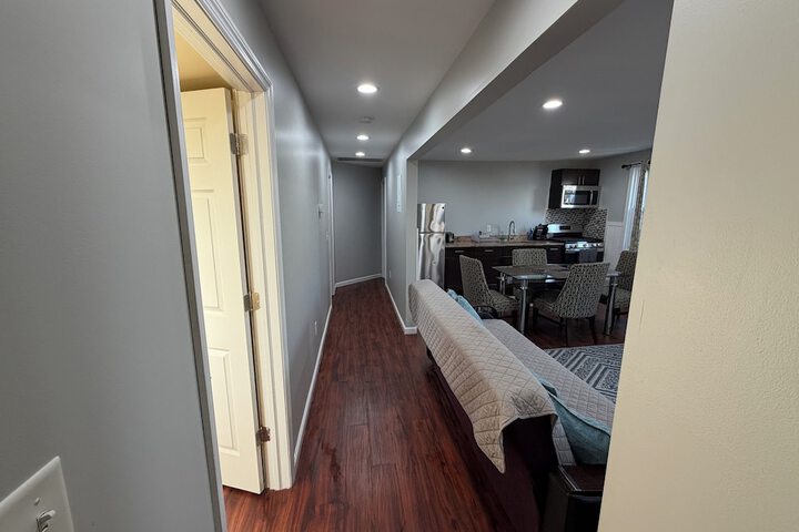 Ballroom/Hall 128 of 136