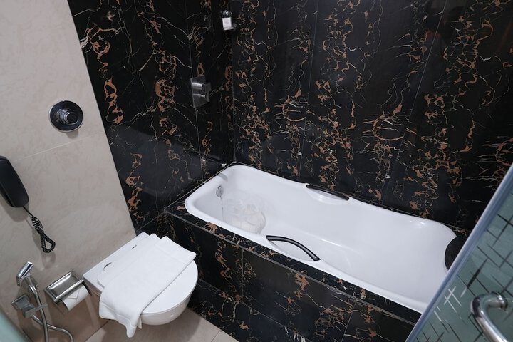 Clean Restrooms