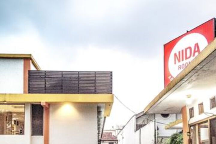 NIDA Rooms Bandung Paris Van Shopping