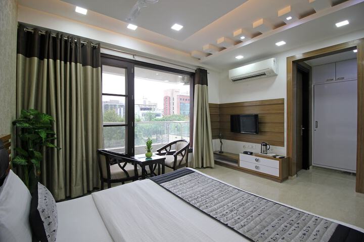 Room 14 of 78