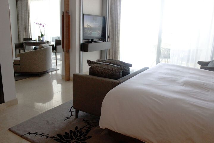 Room 22 of 200