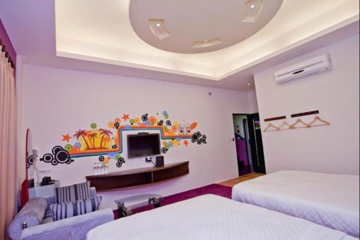 Room 3 of 5