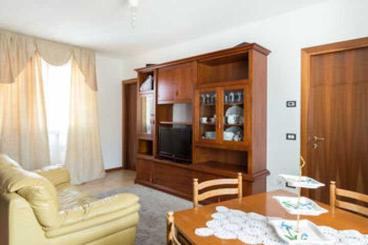 Room 212 of 260
