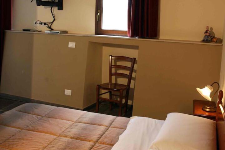 Room 18 of 64