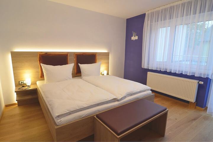 Room 5 of 44