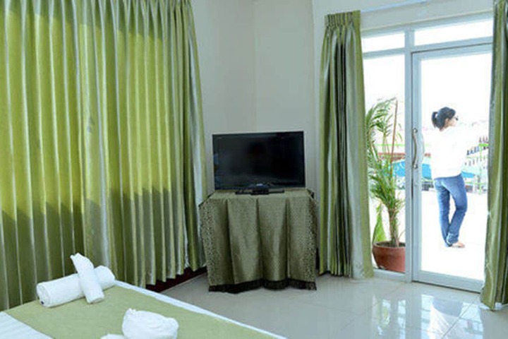 Room 5 of 29