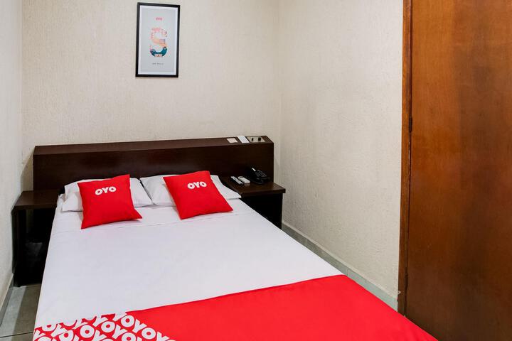 Room 6 of 60