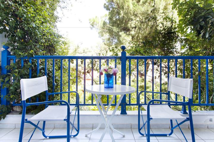 Terrace/Patio 30 of 47