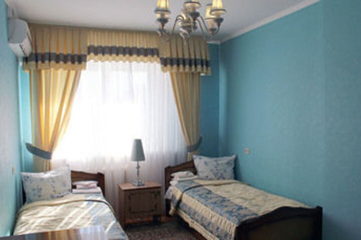 Room 50 of 68