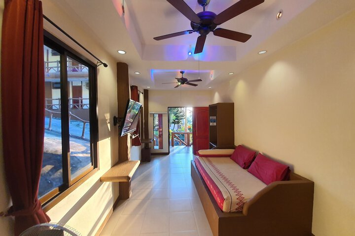 Room 19 of 68