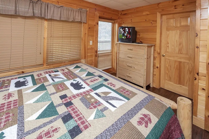 Room 3 of 20
