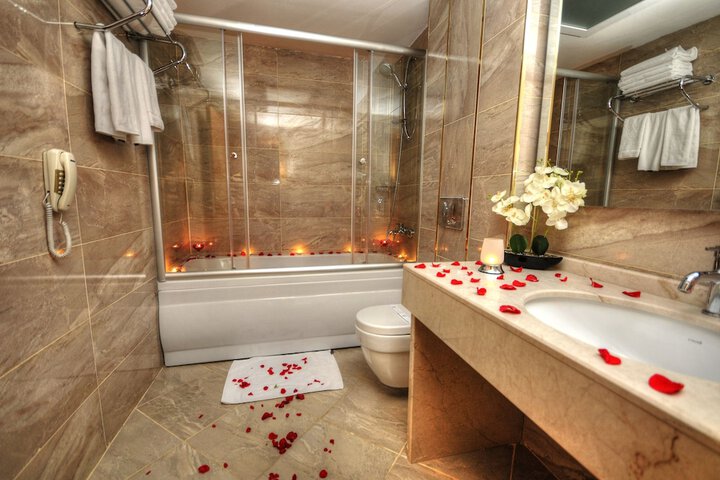 Clean Restrooms