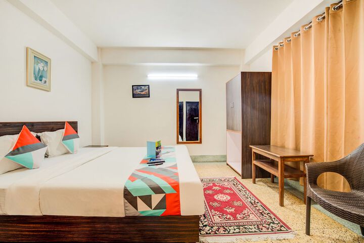 Room 13 of 21