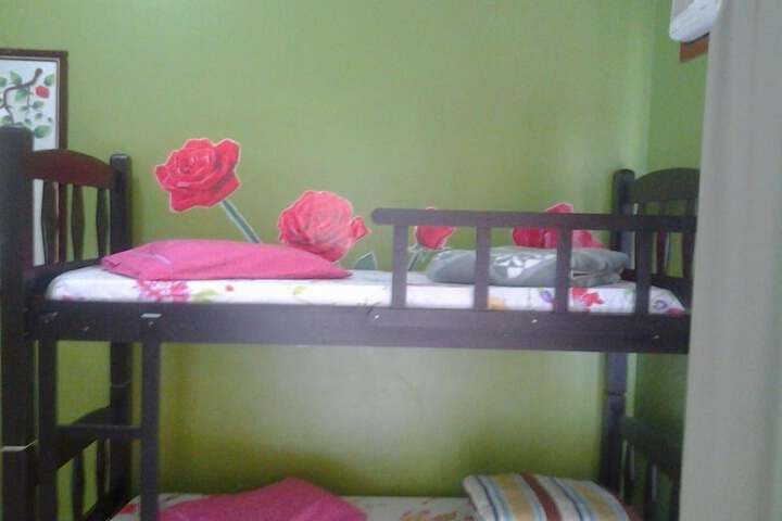 Room 6 of 42