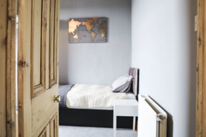 Room 5 of 24