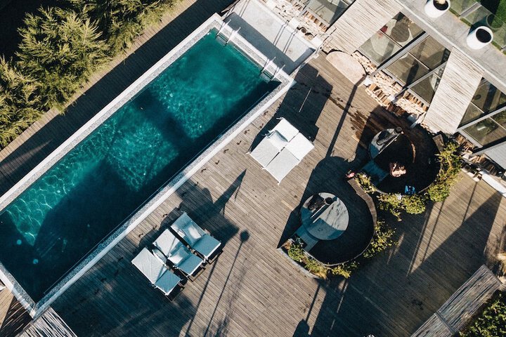 Pool 17 of 39