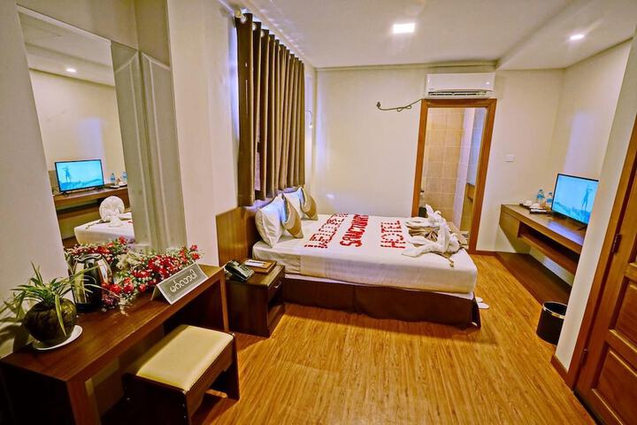 Room 8 of 46