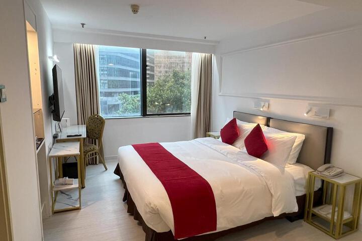 Room 55 of 117