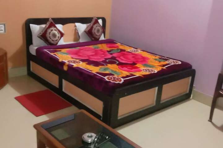 Room 14 of 21