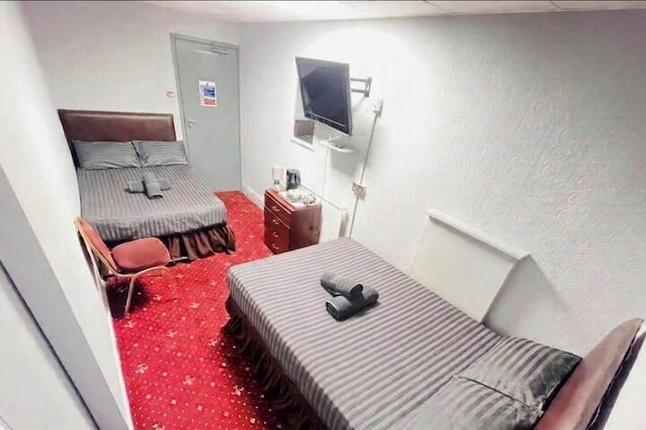 Room 10 of 23