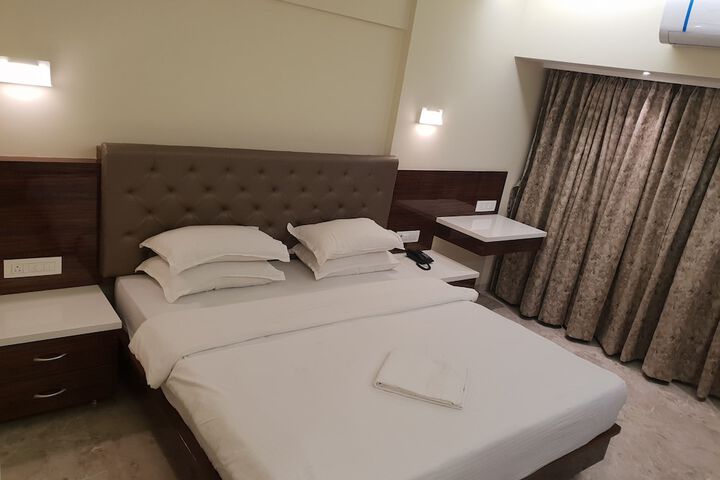 Room 48 of 97