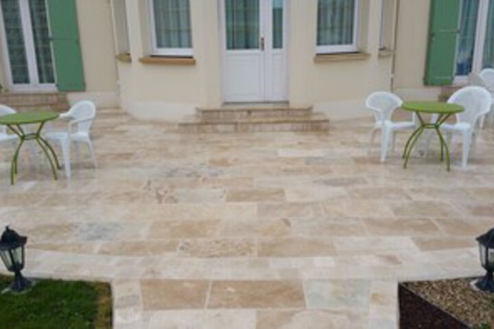 Terrace/Patio 31 of 32
