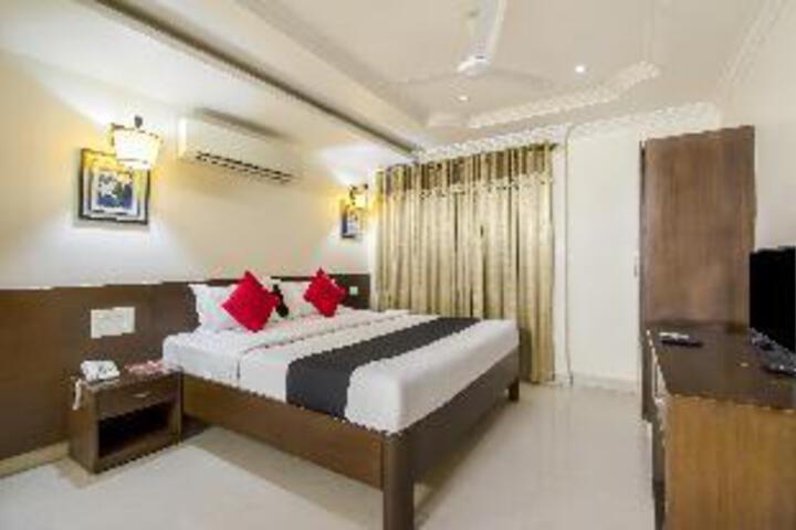Capital O 40485 Hotel Chitturi Heritage