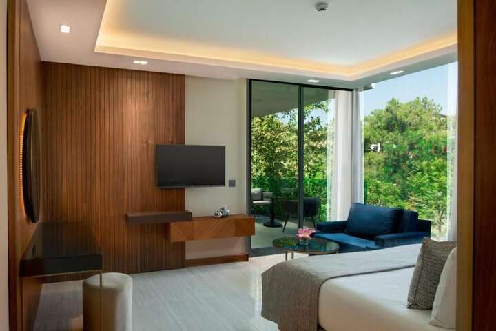 Room 46 of 118