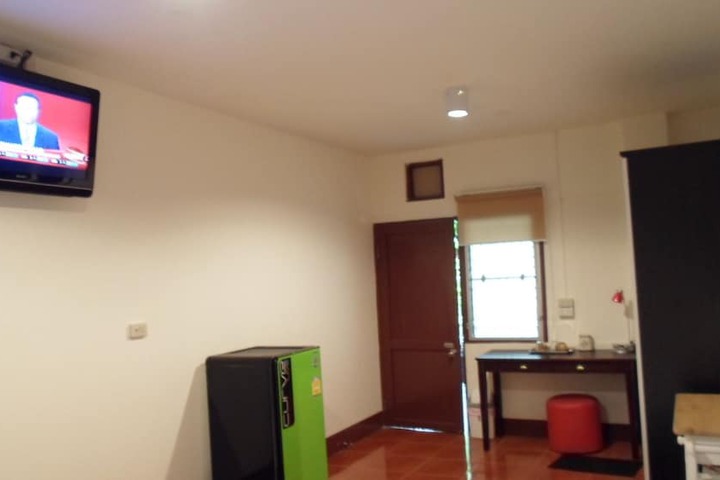 Room 3 of 12