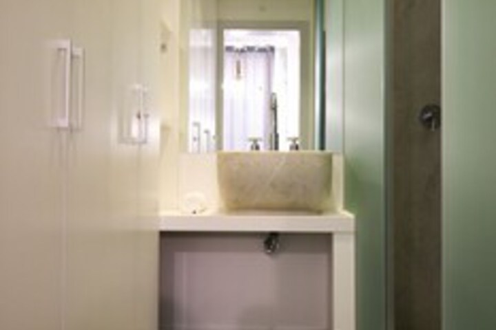 Room 3 of 17