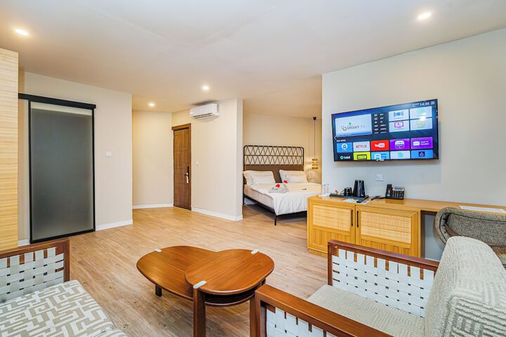 Hotel 104 of 107